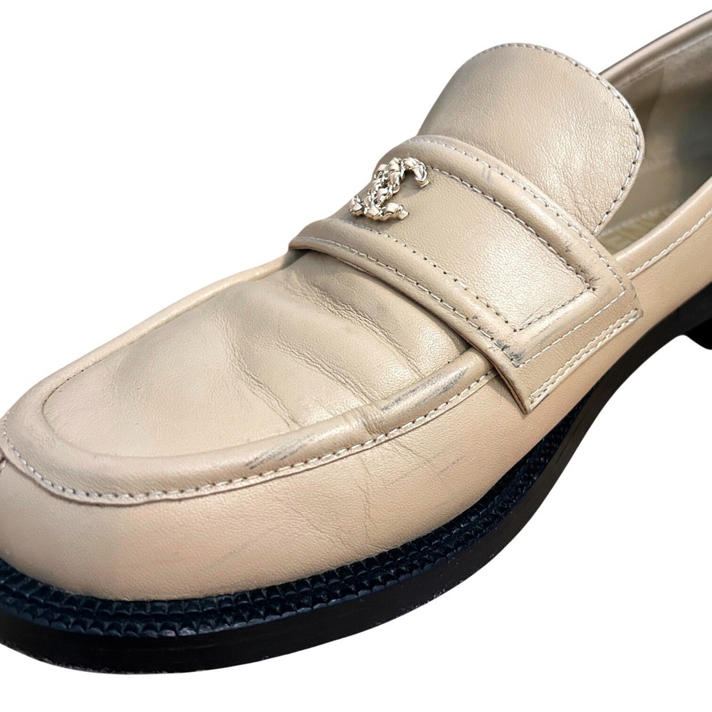 Chanel Beige Tan Lambskin Leather CC Logo Penny Loafers G37435 Size 40C - Picture 14 of 16